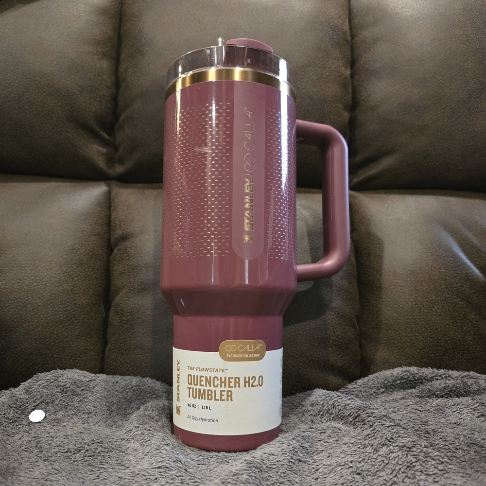 Stanley Quencher H2.0 Travel Tumbler - Plum with Gold Accent